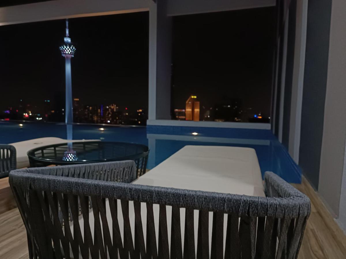 Cl 27A Insta Klcc View & Infinity Pool View Lejlighed Kuala Lumpur Eksteriør billede
