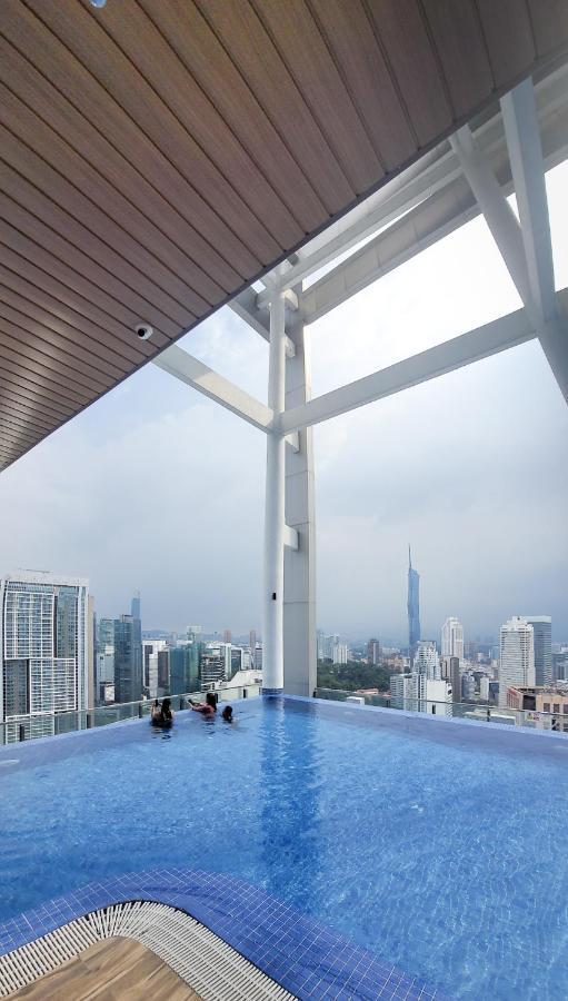 Cl 27A Insta Klcc View & Infinity Pool View Lejlighed Kuala Lumpur Eksteriør billede